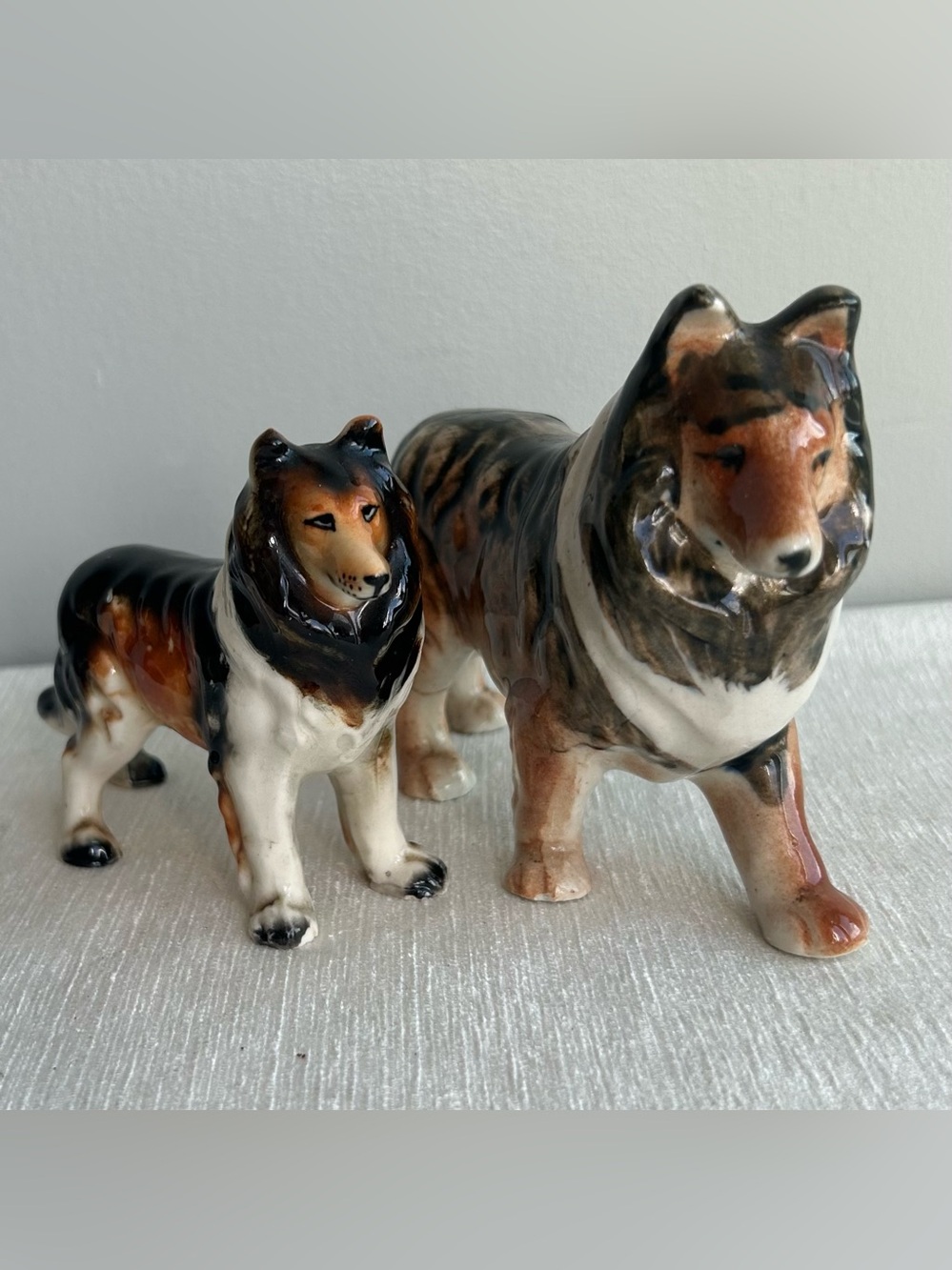 (2) Collie ceramic figurines mid century 1950-70 JAPAN